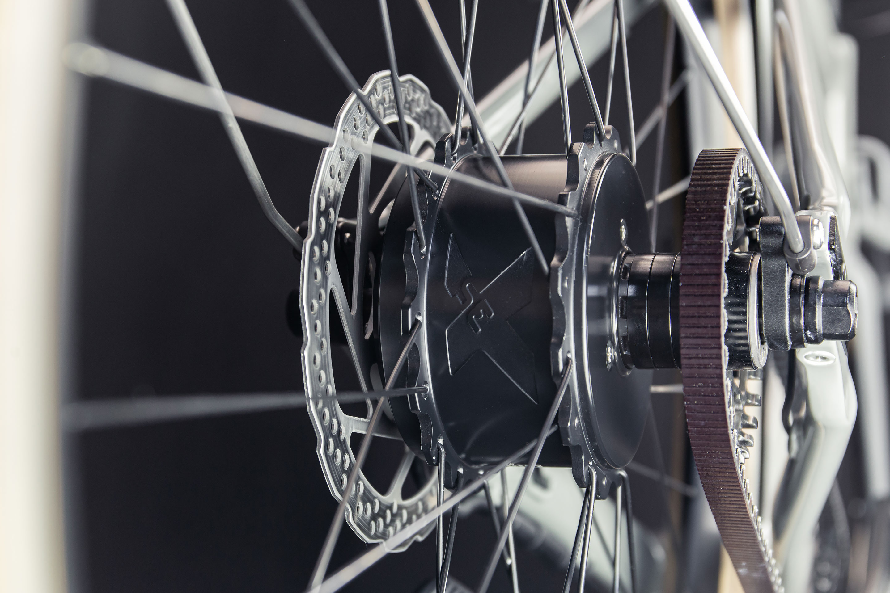 EB-21-EM9_114rCnBnFJllLPek