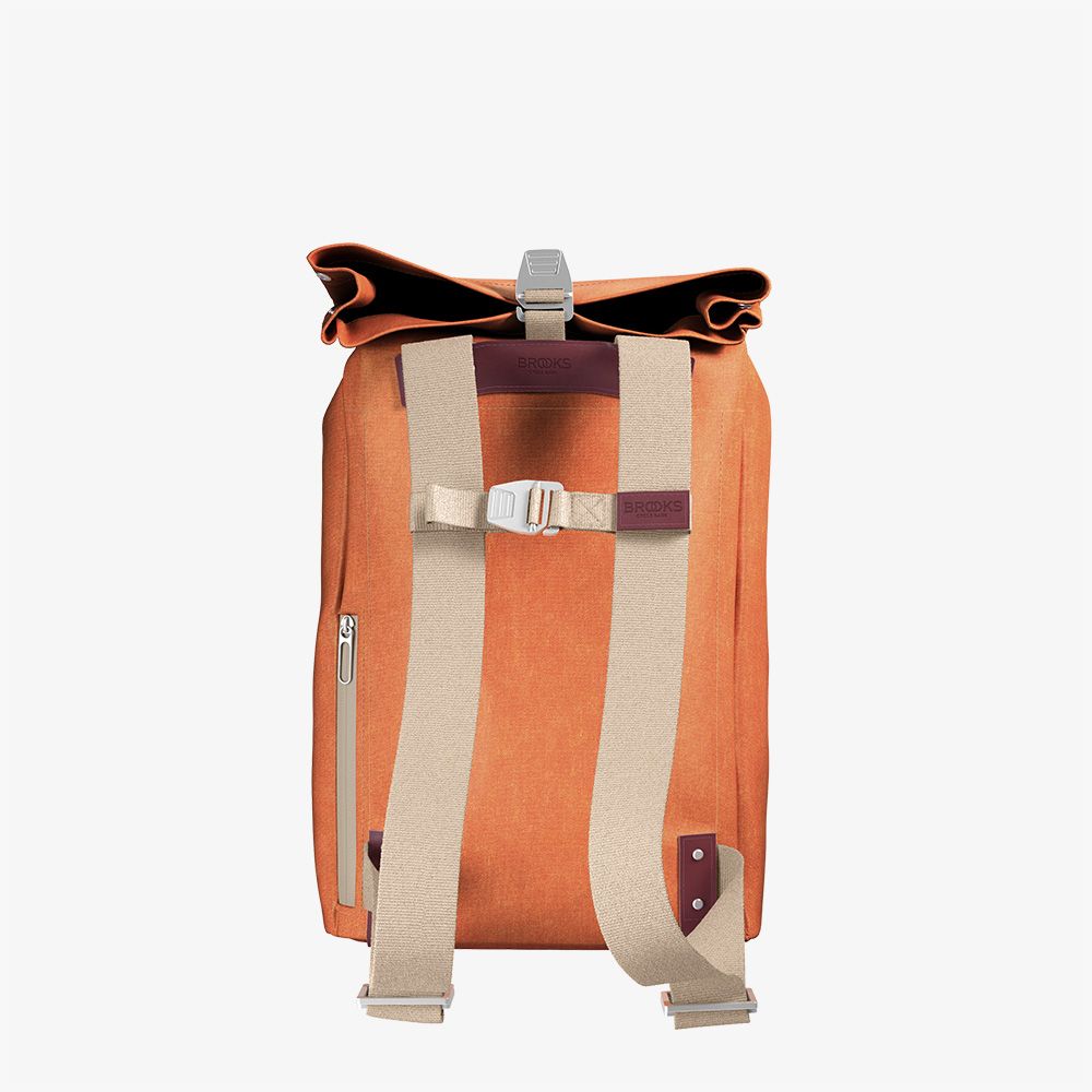 bb043-a07249-pickwick-cotton_canvas-26l-goose_beak-maroon-back_2